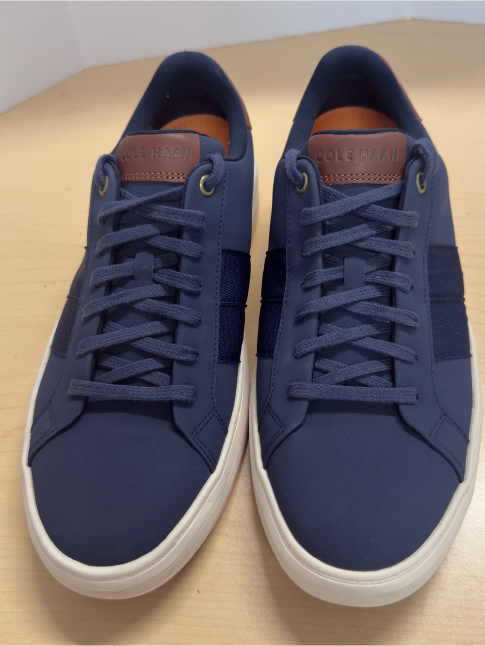 Cole Haan Men's Grand 360
Crosscourt Premier Sneaker Size 10.5 - Picture 15 of 16